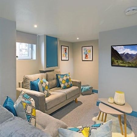 Elland Road Guesthouse Leeds  Extérieur photo